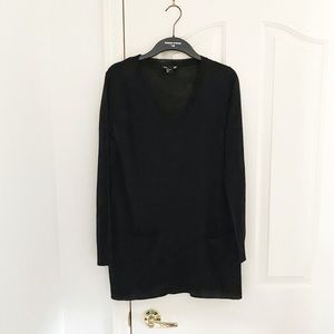H&M Basic Black V Neck Tunic Sweater